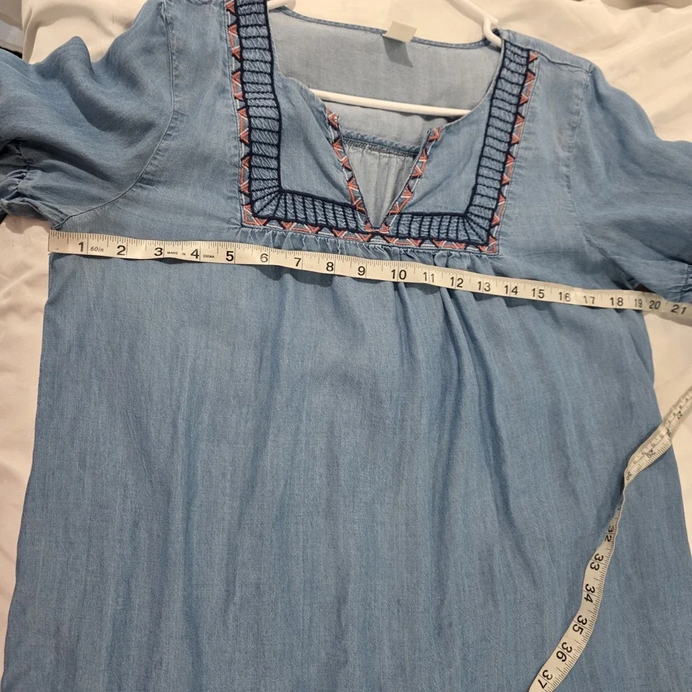 Old Navy Womens‎ Dress Size Medium Chambray Embroidered Boho Midi Beach
